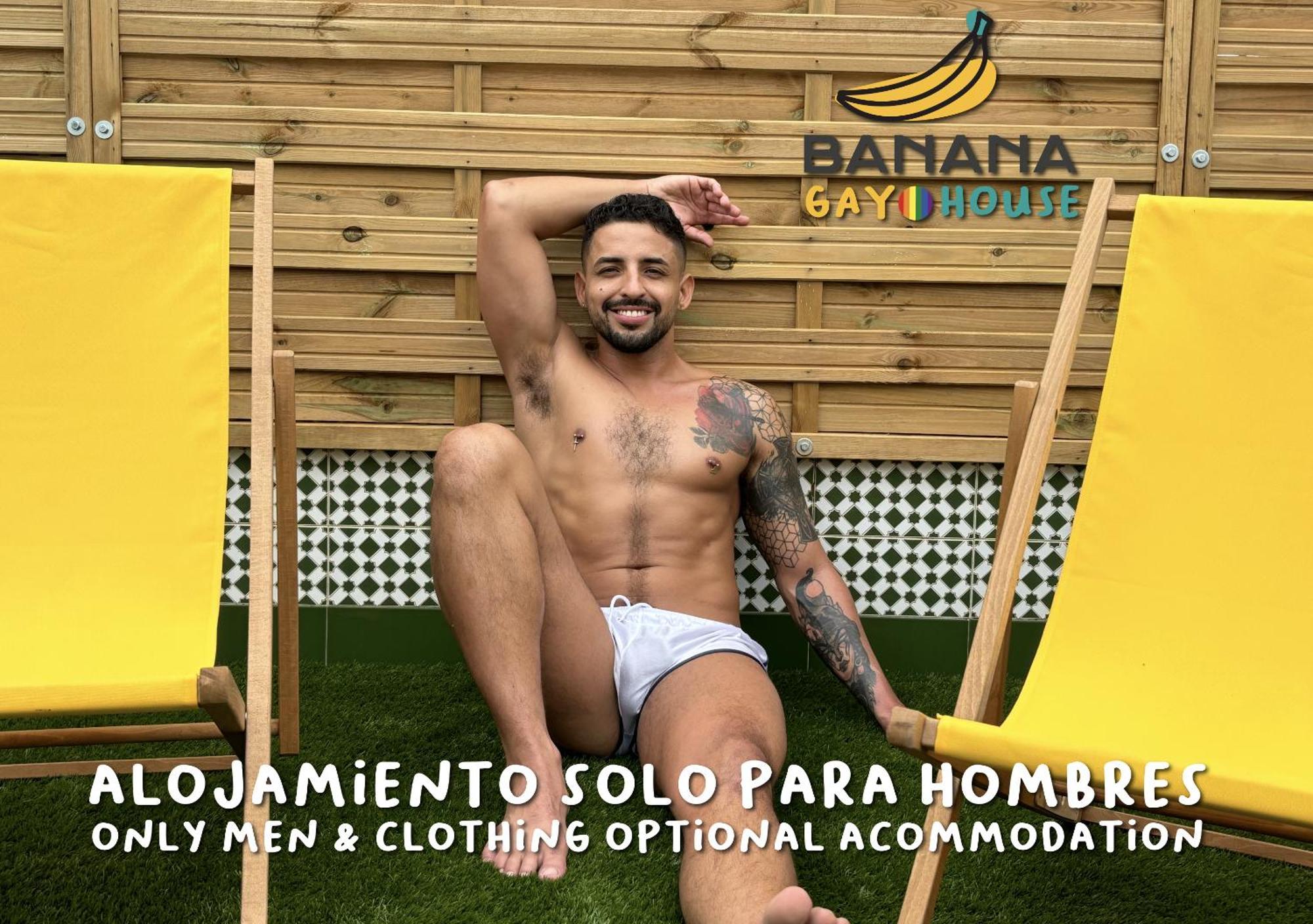 Отель Banana Gay House - Only Men Севилья Экстерьер фото